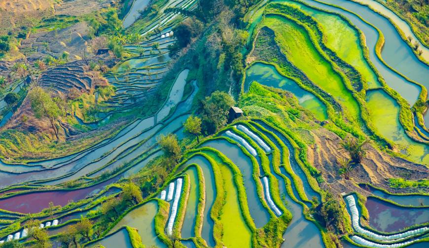 走进越西县TVC拍摄：解锁本地化场景与创意镜头的完美融合